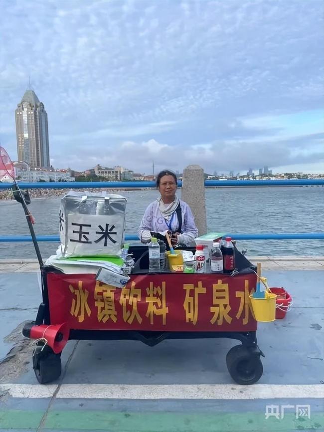 “玉米阿姨”呼吁不要责怪落水女孩 救人善举温暖人心